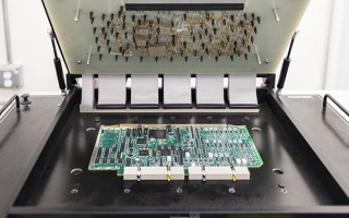 华高科技 华高科技取得电路板电测自动翻转测试装置专利，能高精度对电路板进行翻转测试