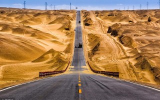 喵石科技 指南丨十一最美的18条自驾路线 一站一美景一步一诱惑